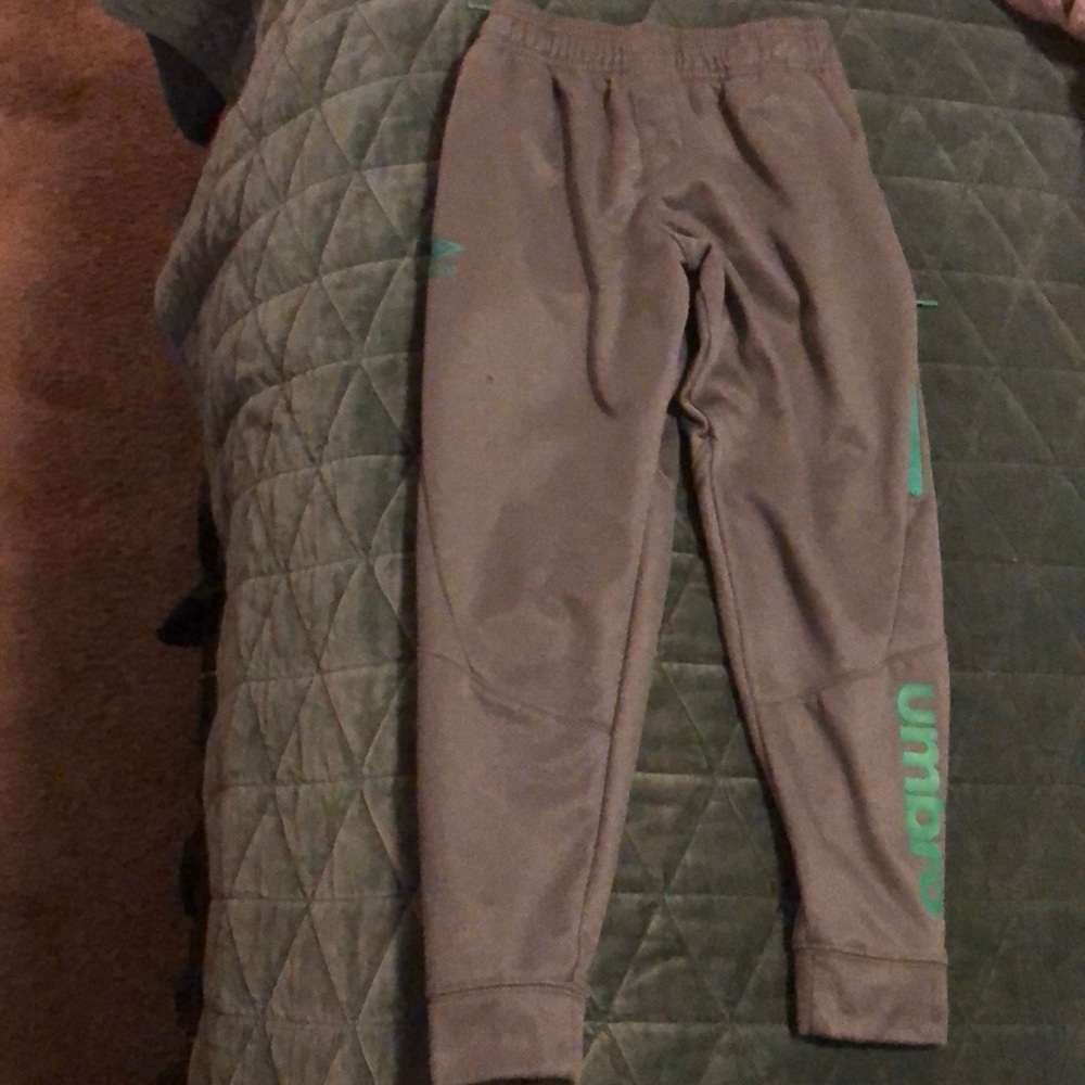 Boys Umbro joggers child 6/7